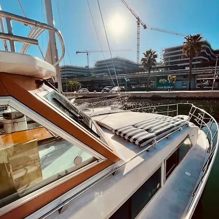 Vintage Classic 70s Boat! * سان أدريان دي بيزوس